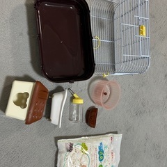 ハムスター　ゲージ　床材の画像
