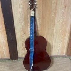 8月31日日曜日に取りに来てくれる方限定で格安です　ギターの画像