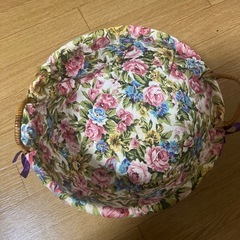 花柄 カゴ 小物入れ
の画像