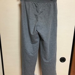 ウェストゴム　グレー　パンツの画像