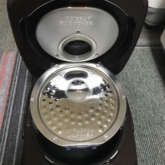 炊飯器3合の画像