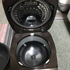 炊飯器3合の画像