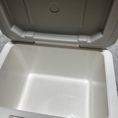 新品！スヌーピークーラーボックスの画像