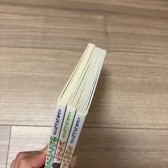 ダイソー　ベビー本　写真ブック　図鑑　乗り物　生き物の画像