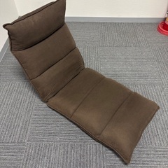 座椅子（8/27まで）の画像