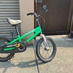 子供用 16インチ自転車の画像