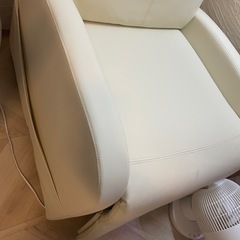 リクライニングソファーの画像