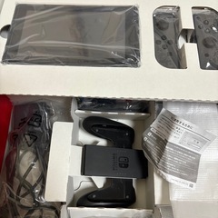 Nintendo Switch ブラック バッテリー強化版の画像