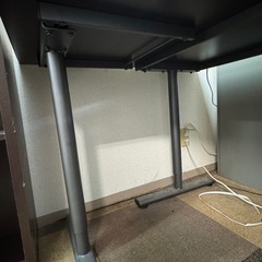 オフィス用デスクの画像