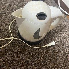 電気ケトルの画像