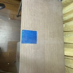 8月26日に取りに来れる方限定です　机の画像