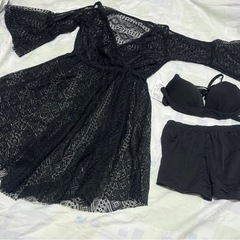 ブラック レース付き ワンピース水着 インナーパンツの画像