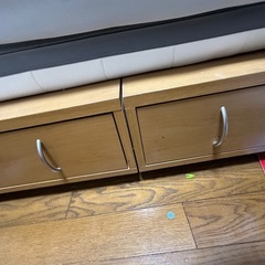 8月26日に取りに来れる方限定です　ベッドの画像