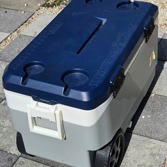 イグルー マックスコールド 90クォート (85L) クーラーボックス グレーの画像