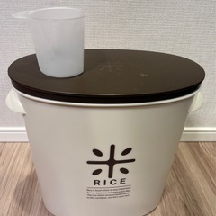 米びつ プラスチック製 5kg用 お米袋のままストックの画像