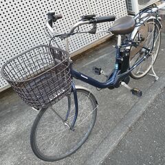 【美品】Panasonic パナソニック 電動アシスト自転車 軽量モデル VIVI L ビビ・L BE-FL632V バッテリー12Ah 2022年 26インチ 3段変速 ディープブルーメタリック 電動自転車 充電器あり 譲渡証明書の画像