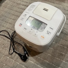 3号炊き炊飯器【IRIS OHYAMA(RC-ME30)】の画像