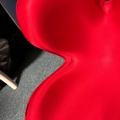 MTG  レッド 骨盤矯正  座椅子 骨盤サポートの画像