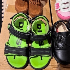 diesel aprica ミキハウス 子どもシューズ サンダルの画像