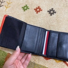 TOMMY HILFIGER折りたたみ財布の画像