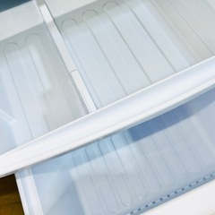 ★かなり美品!★ 2019年製SHARP　冷凍冷蔵庫/使いやすい引き出し式冷凍庫!の画像