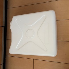 【取引中】未使用水タンクの画像