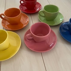 カラフルカップ&ソーサーの画像