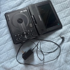 グリーンハウス　ポータブルDVDプレーヤー 乾電池対応 ブラックの画像