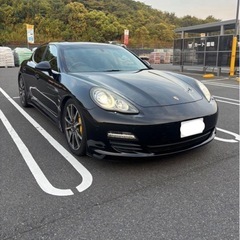 ポルシェパナメーラの画像
