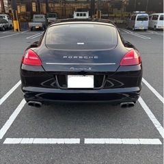 ポルシェパナメーラの画像