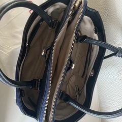 新品未使用　GUESS ハンドバッグの画像
