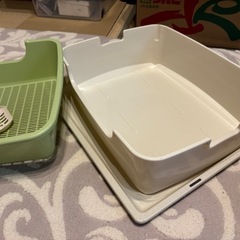 猫のおトイレ➕餌水入れの画像