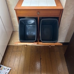 ゴミ箱の画像