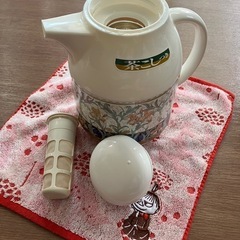 茶漉し付きポットの画像