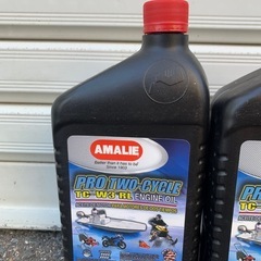 AMALIEアマリー2サイクルオイル5本セットエンジンオイルおまけ付きビンテージベスパの画像
