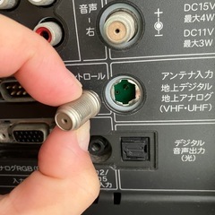 【テレビ台＋テレビ セットでお譲りします】の画像
