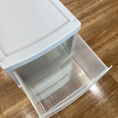 プラ衣装ケース【町田市再生家具】0825Ｂの画像