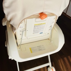 コンビ　ベビーラック　ハイローチェアの画像
