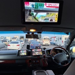 トヨタ ハイエース キャンピング 4WDの画像