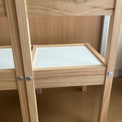 IKEA 子ども用椅子2脚の画像