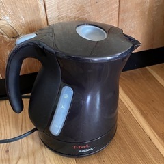 ティファール　電気ポットの画像