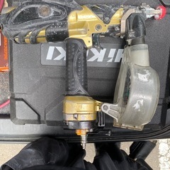 HITACHI ビス打機 42ミリの画像