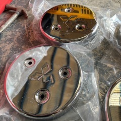 三菱 ふそう 純正ホイールハブキャップ 4個セット低床 フロント用の画像