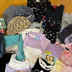 女の子　子供服の画像