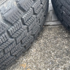 受付終了145/80R13 スタッドレスセットの画像