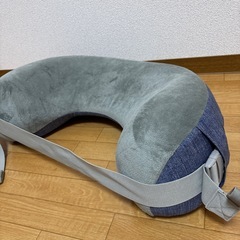 美品　エルゴ　授乳クッションの画像