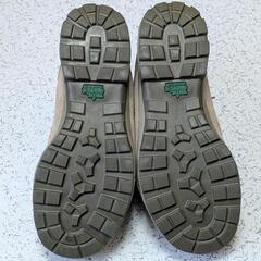 モンベル　男性用登山靴 ワオナブーツ ワイド 27cm ゴアテックスの画像