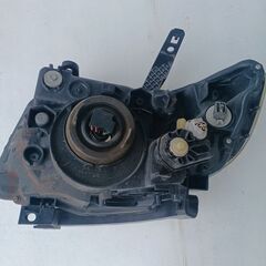 ホンダゼスト　JE1　右ヘッドライトユニットの画像