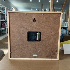 記念品壁掛け時計🕰️ 動作確認済❗️ SEIKO セイコー QUARTZ クォーツ 木枠 時計 とけい 木製フレーム 傷あり💦 掛け時計 白 茶色の画像