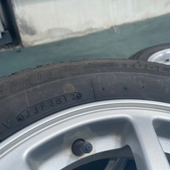 ダイハツ純正アルミ、155／65R14 BSスタッドレスの画像